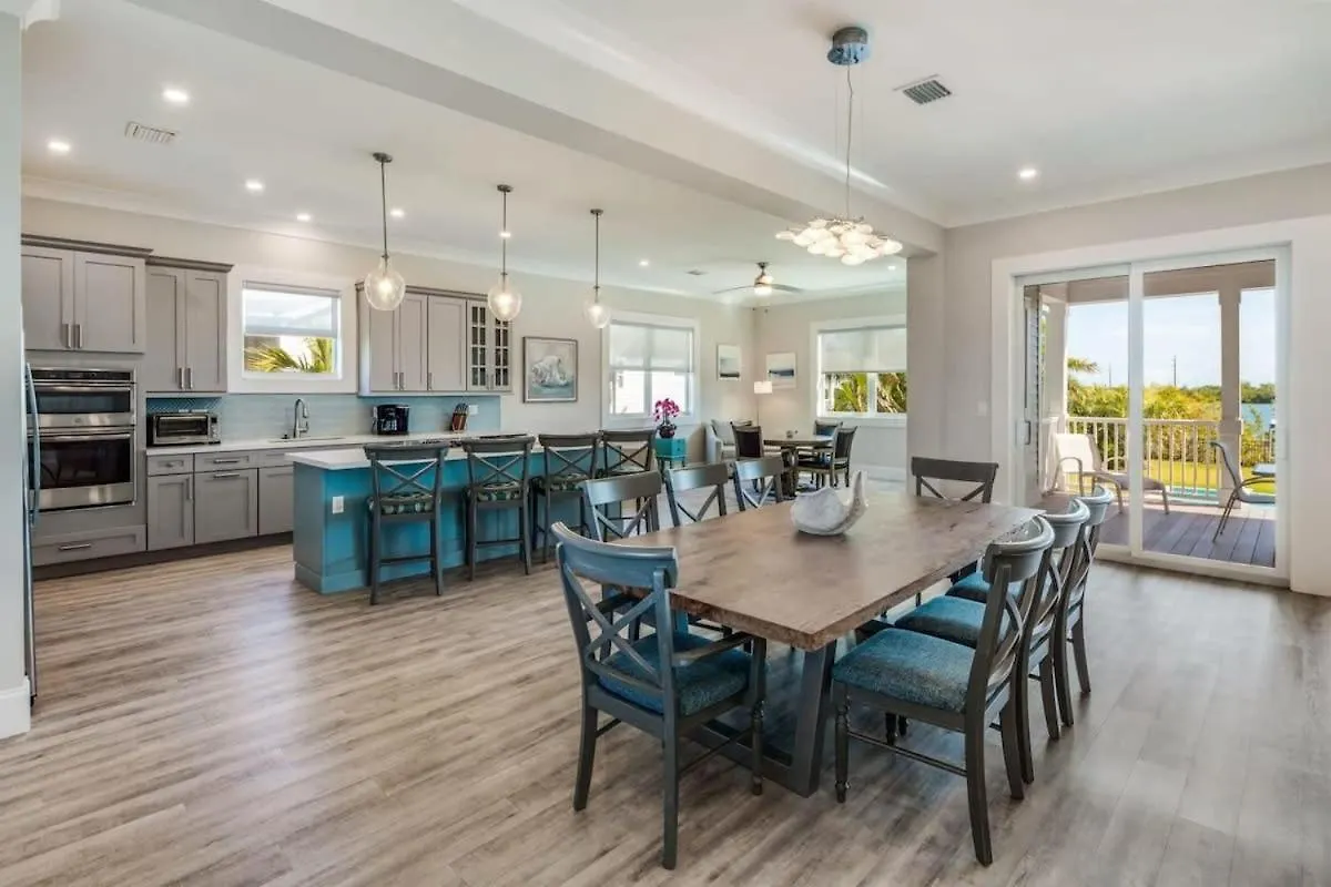 Holiday home Waterlane House -Pool & Boat Dock Villa Stock Island United States